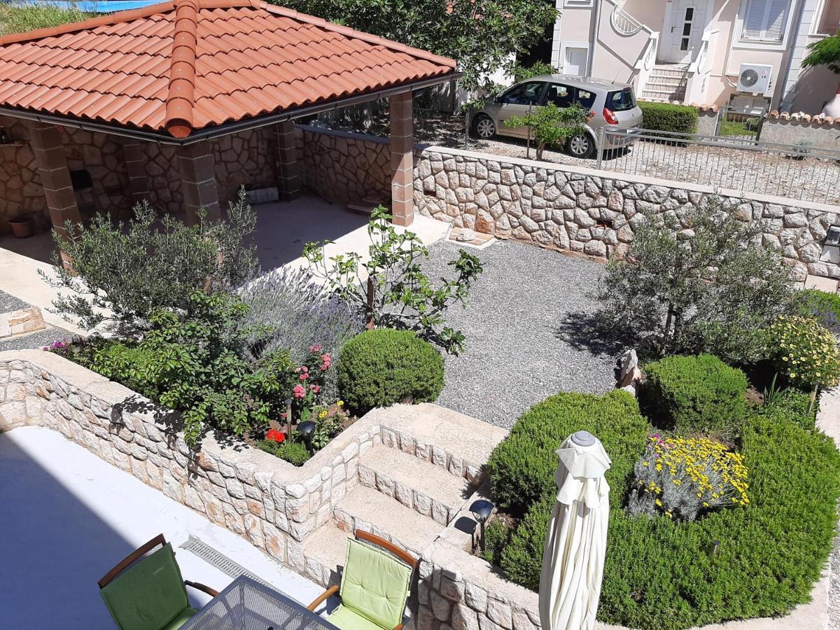 Apartments Pavelic Novi Vinodolski Exterior photo